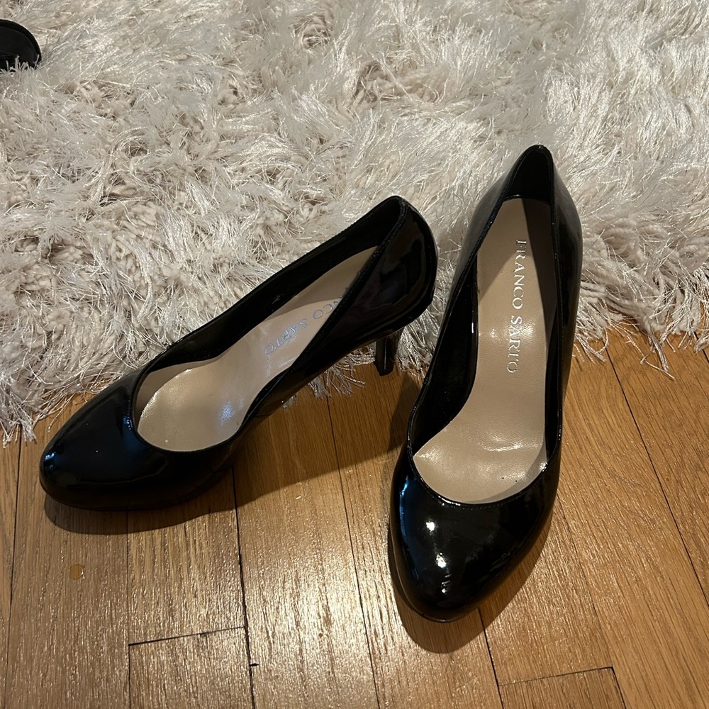 Franco Sarto Women's Black Pumps